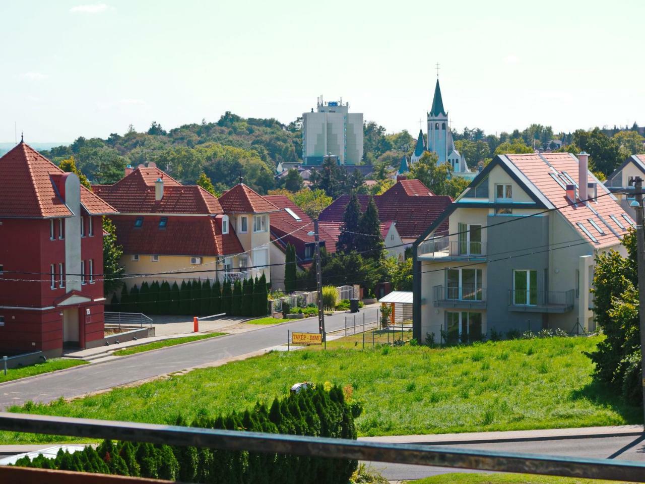 Tolena Heviz Apartments エクステリア 写真